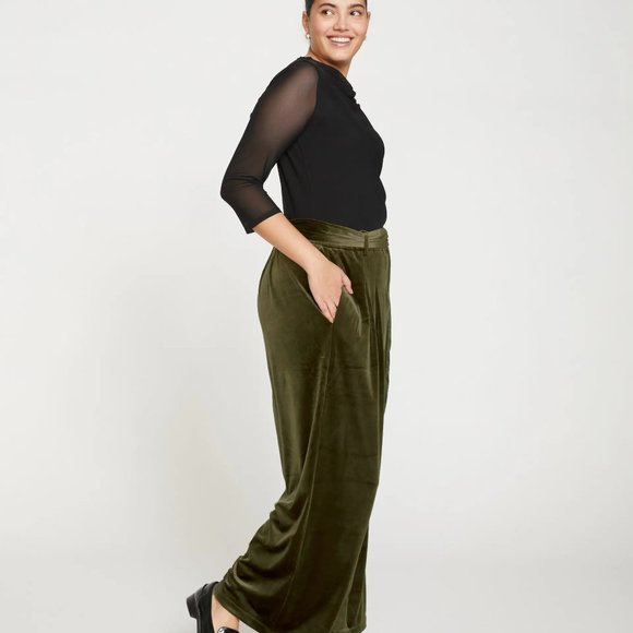 Universal Standard Luxe Belted Velvet Pant in Golden Velvet size M (18-20) - Picture 2 of 6